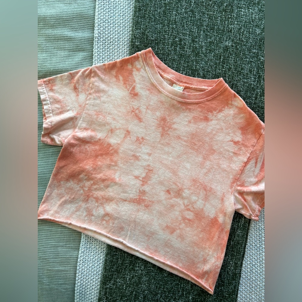Gildan Tie-Dye Crop Top Tee